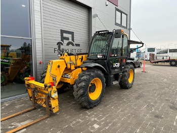 Sollevatore telescopico JCB