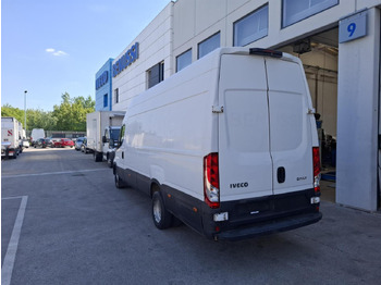 Pulmino IVECO Daily 35C16V: foto 4