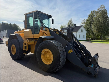 Pala gommata Volvo L 120 F: foto 4