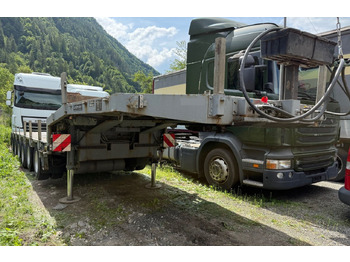 Semirimorchio pianale ribassato GOLDHOFER STZ