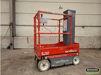 Piattaforma aerea SKYJACK