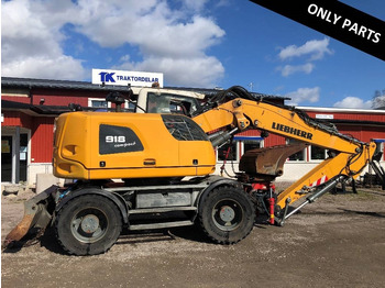 Escavatore gommato LIEBHERR