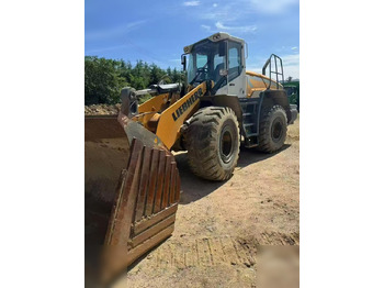 Pala gommata LIEBHERR L 550