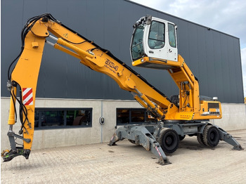 Escavatore per movimentazione LIEBHERR A 904 C