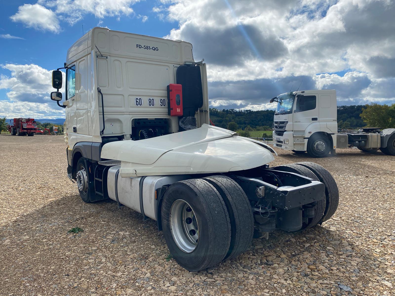 Trattore stradale DAF XF480: foto 4