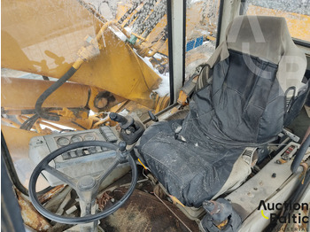 Escavatore gommato Liebherr 902 Litronic: foto 5