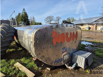 Camion cisterna Tank: foto 2 Camion cisterna Tank: foto 2