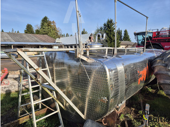 Camion cisterna Tank: foto 4 Camion cisterna Tank: foto 4