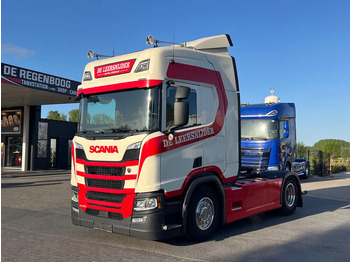 Trattore stradale SCANIA R 450