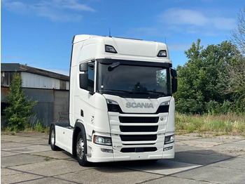 Trattore stradale SCANIA R 450
