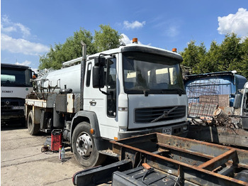 Autospurgo VOLVO FL6