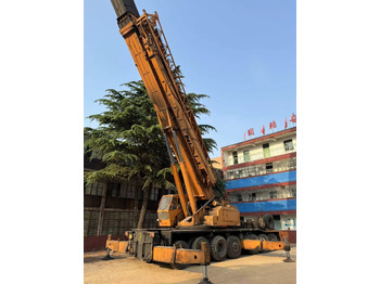 Autogru LIEBHERR