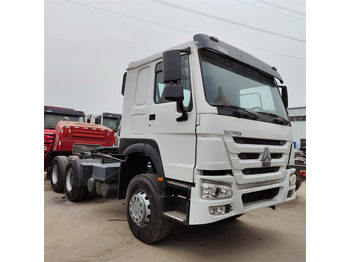 Trattore stradale SINOTRUK HOWO