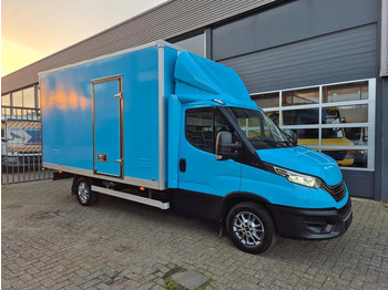 Furgone box IVECO Daily 35s18