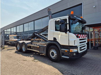 Autocarro scarrabile SCANIA P 360