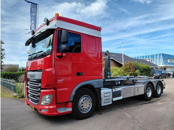 Autocarro scarrabile DAF XF 460