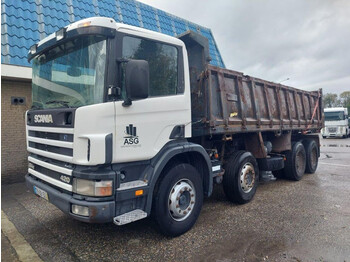 Autocarro ribaltabile SCANIA P124