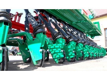 Seminatrice AGRO-MASZ