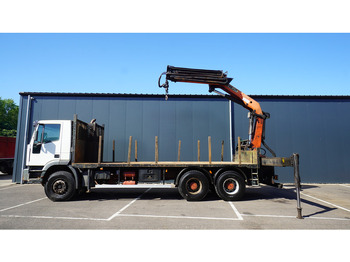 Camion con gru IVECO EuroTrakker