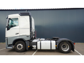 Trattore stradale VOLVO FH 420