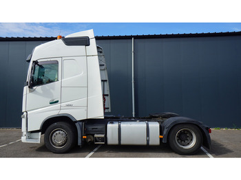 Trattore stradale VOLVO FH 460