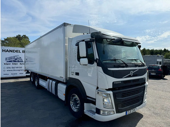 Autocarro frigorifero VOLVO FM 330