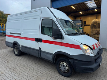 Furgone chiuso IVECO Daily 35C15