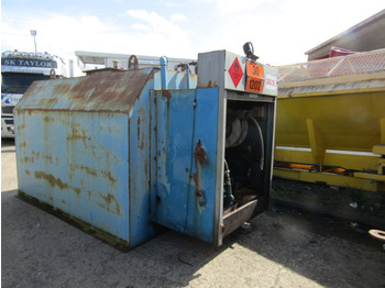 Serbatoio di stoccaggio DIESEL FUEL TANK 10,500 LTR APPROX COMPLETE WITH DONKEY ENGINE, PUMPS AND HOSES, ALL IN WORKING ORDER (3.6 X 1.8 X 1.8M): foto 4