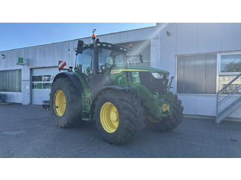 Trattore JOHN DEERE 6R Series