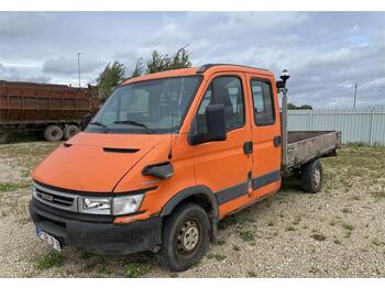 Furgone con cassone fisso, Furgone doppia cabina Iveco Daily 2.3: foto 1