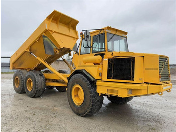 Dumper articolato VOLVO A25C