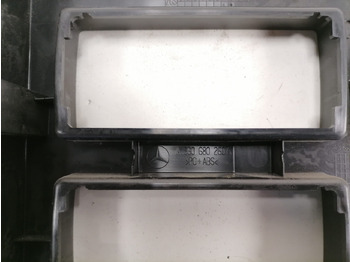 Ricambio universale per Camion Mercedes-Benz Salongi plastik A9606802607: foto 3