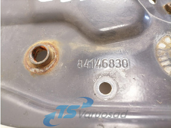 Luce/ Illuminazione per Camion Volvo Light bracket 84146830: foto 4