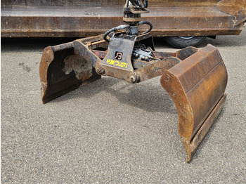 Leasing di DAF TATRA T158/II 6X6 / HMF Z CRANE + 2 SIDE TIPPER DAF TATRA T158/II 6X6 / HMF Z CRANE + 2 SIDE TIPPER: foto 5