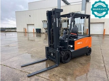 Carrello elevatore elettrico DOOSAN