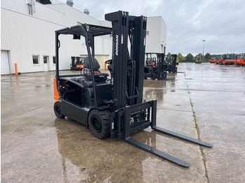 Leasing di  Doosan B35X-7 PLUS Doosan B35X-7 PLUS: foto 4