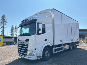 Autocarro furgonato DAF XF 530