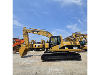 Escavatore CATERPILLAR 320CL
