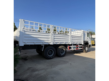 Autocarro con pianale/ Cassone fisso Sinotruk HOWO 371 6*4 Fence Truck: foto 4 Autocarro con pianale/ Cassone fisso Sinotruk HOWO 371 6*4 Fence Truck: foto 4