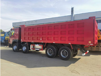 Autocarro ribaltabile SINOTRUK HOWO
