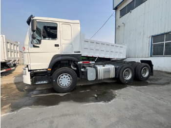 Trattore stradale SINOTRUK HOWO