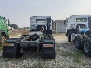 Trattore stradale Sinotruk HOWO 371 Tractor: foto 4