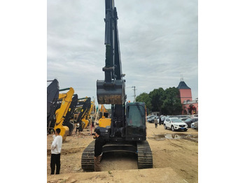 Escavatore cingolato VOLVO EC210