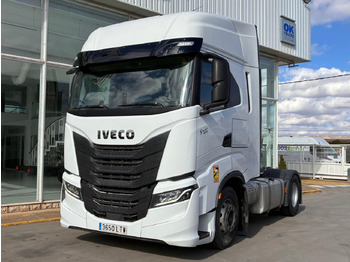 Trattore stradale IVECO S-WAY