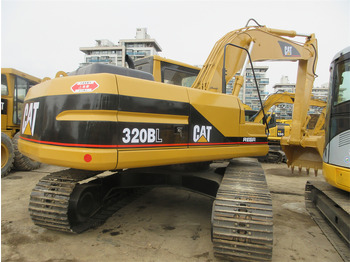 Escavatore cingolato CATERPILLAR 320CL