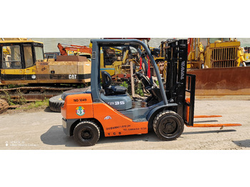 Carrello elevatore TOYOTA