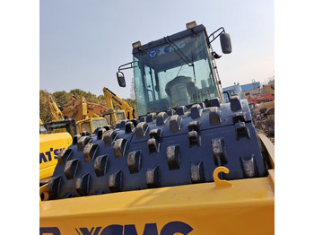 Rullo stradale XCMG XS223J