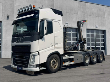 Autocarro scarrabile VOLVO FH12