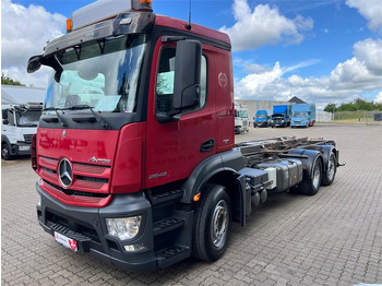Autocarro multibenna MERCEDES-BENZ Antos 2543