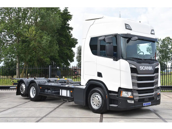 Autocarro portacontainer/ Caisse interchangeable SCANIA R 450
